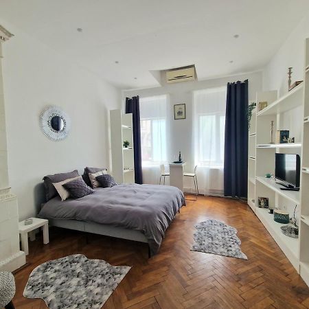 Boheme Cismigiu Studio بوخارست المظهر الخارجي الصورة
